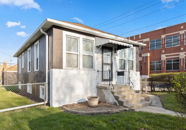 2nd image of 3765 Adams St, Gary, IN 46408 | MLS# 842627