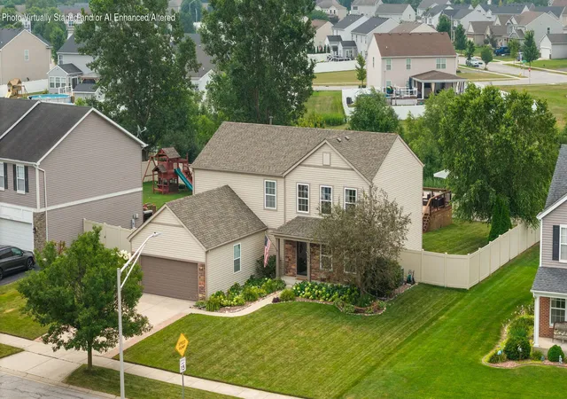 Photo 3 of Sale Pending at 1344 Flagstone Dr, Dyer, IN 46311 | MLS# 842916 | Listing updated on 2026-07-27