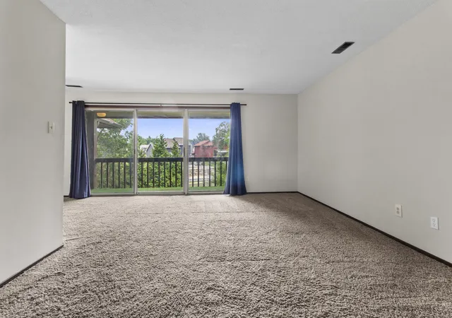 3rd image of 2513 E Lakeshore Dr, Crown Point, IN 46307 | MLS# 842779