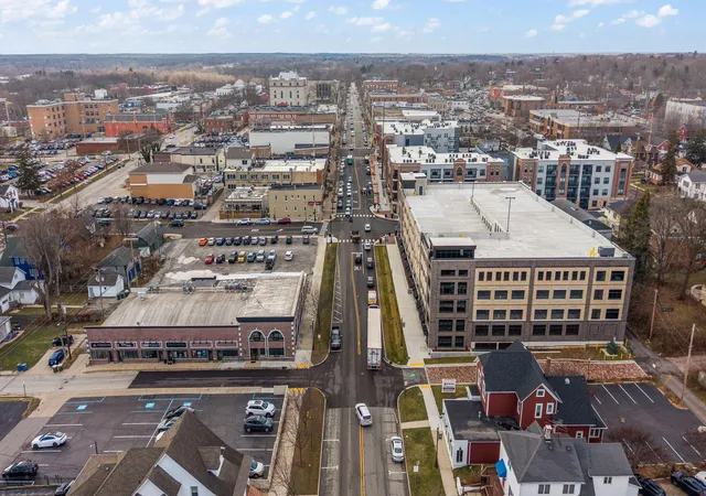 38th image of 153 Morgan Blvd #1, Valparaiso, IN 46383 | MLS# 842653