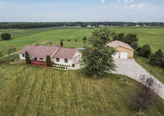 Photo 1 of Single family home for sale at 13228 W 185th Avenue, Lowell, IN 46356 | MLS# 844811 | Listing updated on 2026-09-04
