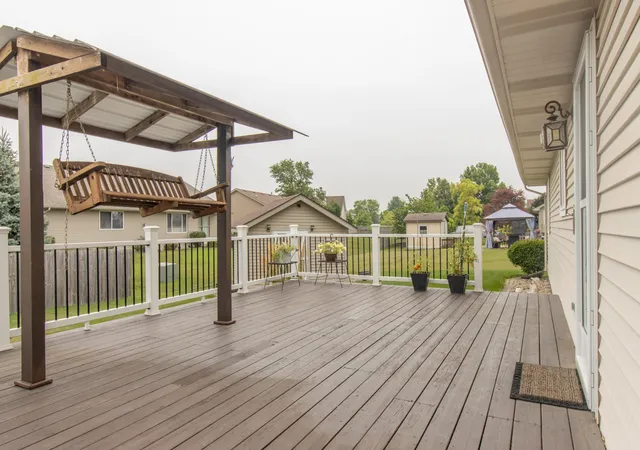 Photo 3 of Sale Pending at 717 Sunflower Ln, Dyer, IN 46311 | MLS# 842645 | Listing updated on 2026-09-05