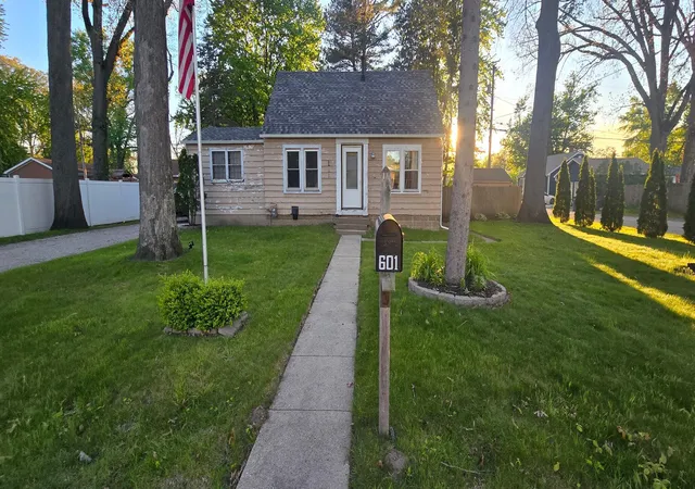Photo 1 of Sale Pending at 601 S Calumet Ave, Michigan City, IN 46360 | MLS# 842825 | Listing updated on 2026-07-24