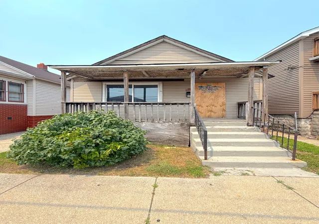 1st image of 537 Gostlin St, Hammond, IN 46327 | MLS# 842657