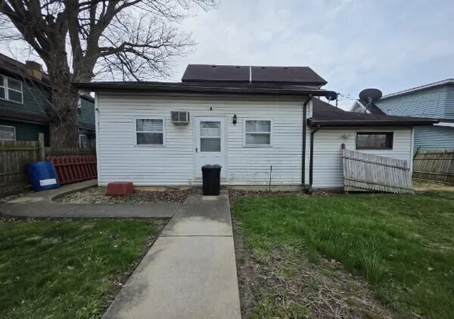Photo 4 of House for sale at 204 W 20th Street, Marion, IN 46953 | MLS# 842685 | Listing updated on 2026-07-22