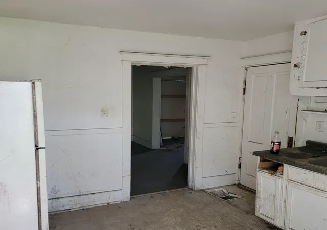 4th image of 750 Van Buren St, Gary, IN 46402 | MLS# 842778