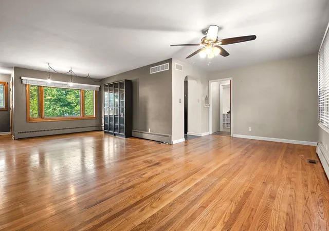 5th image of 601 Madison St, Valparaiso, IN 46385 | MLS# 842697