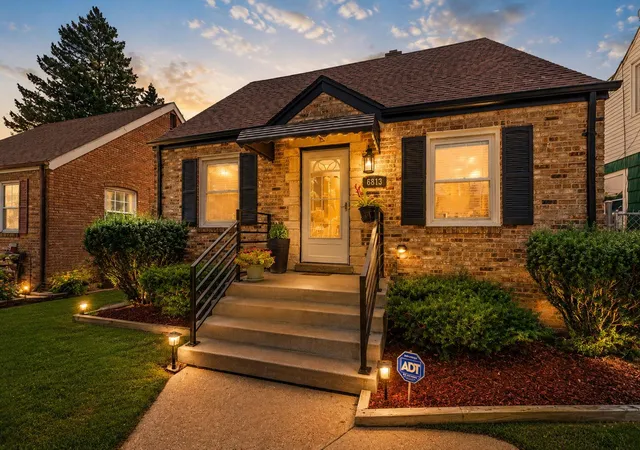 1st image of 6813 Schneider Ave, Hammond, IN 46323 | MLS# 842699