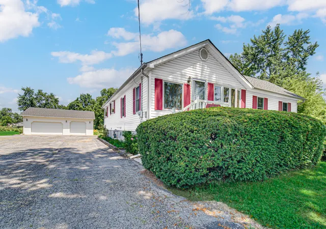 2nd image of 5554 Stone Ave, Portage, IN 46368 | MLS# 842816