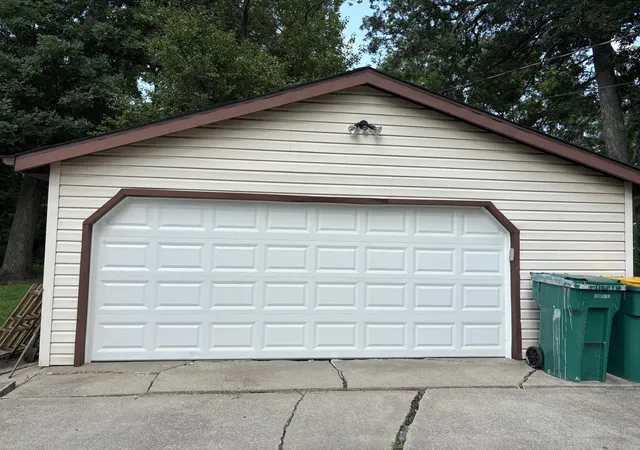 2nd image of 11 Indian Trl, Merrillville, IN 46410 | MLS# 842715