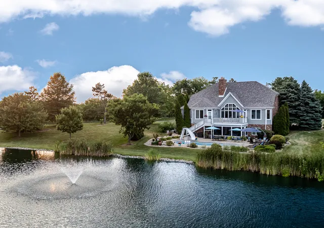 1st image of 11255 Bell Pl, Crown Point, IN 46307 | MLS# 842932