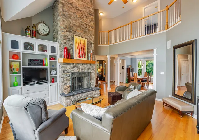 5th image of 11255 Bell Pl, Crown Point, IN 46307 | MLS# 842932
