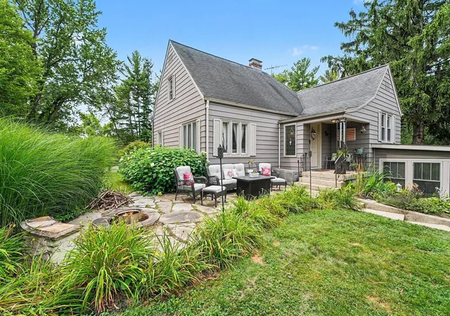 5th image of 228 W Joliet Rd, Valparaiso, IN 46385 | MLS# 842903