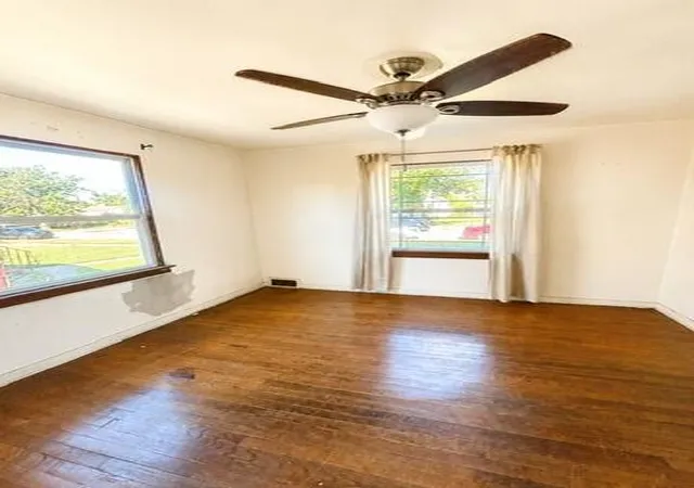 5th image of 1942 Cleveland St, Gary, IN 46404 | MLS# 842726
