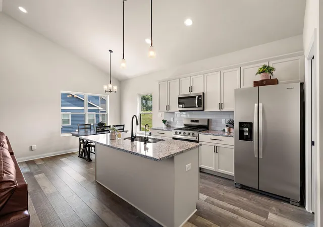 5th image of 3001 Forestside Ln, Valparaiso, IN 46385 | MLS# 842929