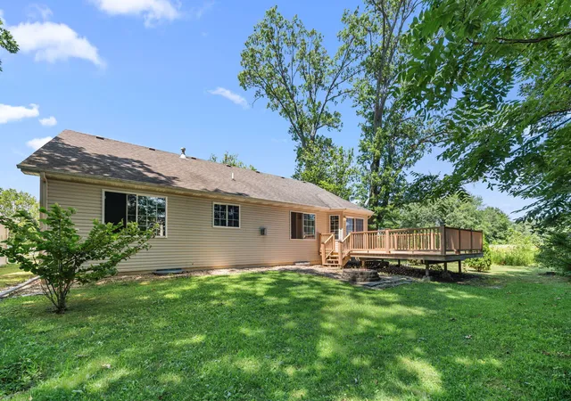 3rd image of 1808 Pine Creek Rd, Valparaiso, IN 46383 | MLS# 842784