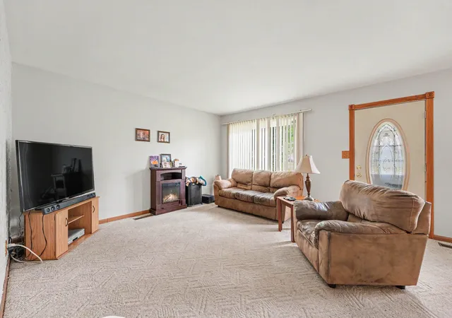 3rd image of 201 Chestnut St, Michigan City, IN 46360 | MLS# 842983