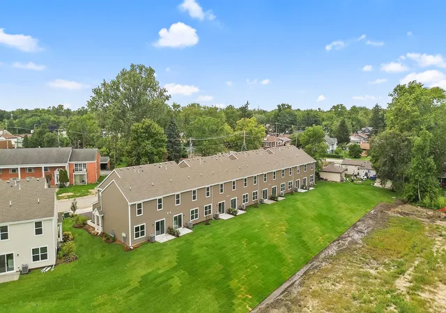 53rd image of 534 Cressmoor Blvd, Hobart, IN 46342 | MLS# 842776