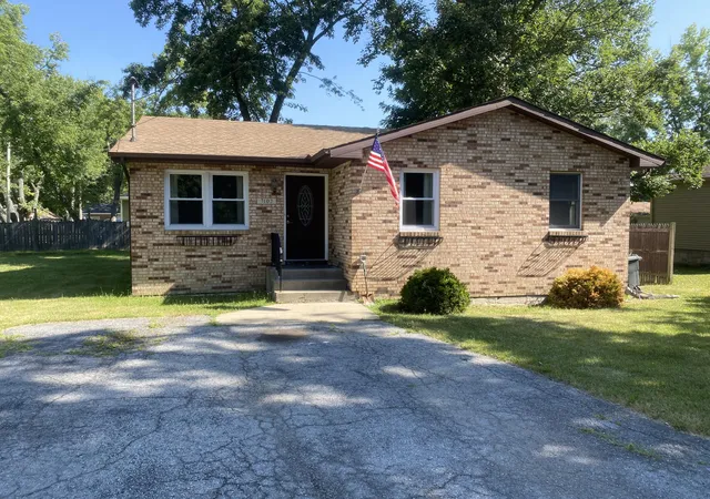 1st image of 7102 W 129th Ave, Cedar Lake, IN 46303 | MLS# 842811