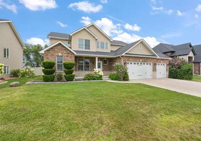 Photo 1 of Single family home for sale at 9827 Garden Way, Saint John, IN 46373 | MLS# 842904 | Listing updated on 2026-07-24