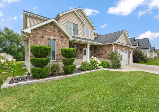 Photo 2 of Single family home for sale at 9827 Garden Way, Saint John, IN 46373 | MLS# 842904 | Listing updated on 2026-07-24