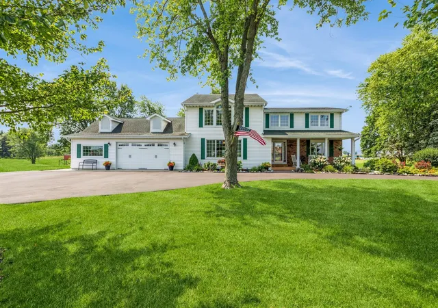 1st image of 13617 W 117th Ave, Cedar Lake, IN 46303 | MLS# 842861