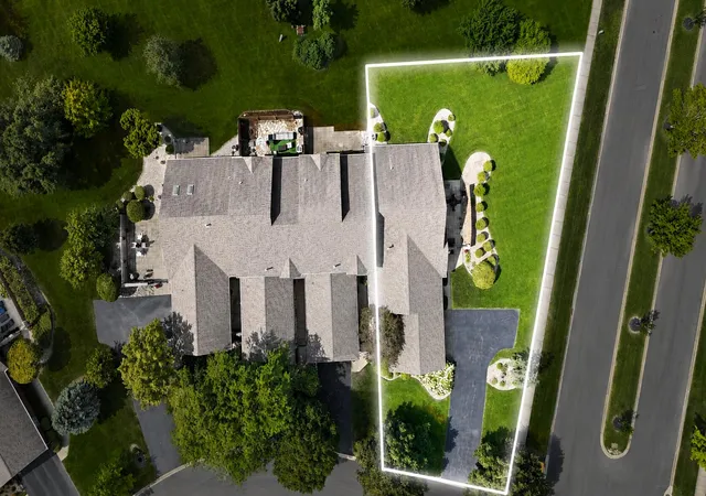 5th image of 949 Cornwallis Ln, Munster, IN 46321 | MLS# 842944