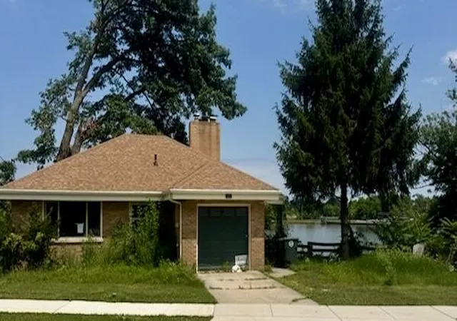 1st image of 28 E 3rd St, Hobart, IN 46342 | MLS# 842874