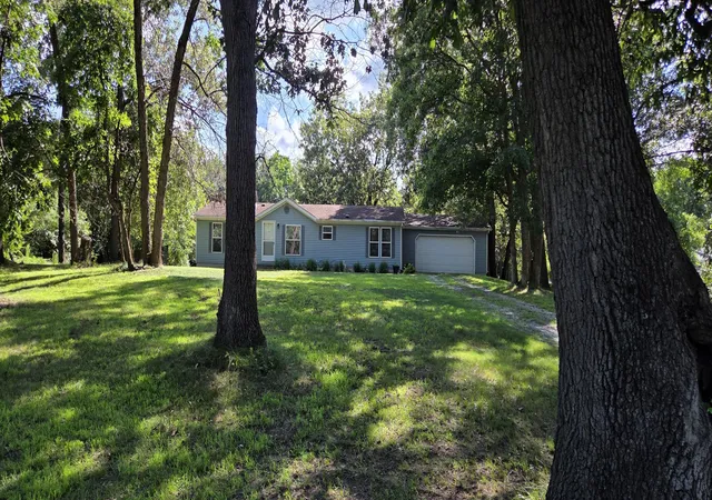 image of 11643 Chateau Ln, De Motte, IN 46310 | MLS# 842892
