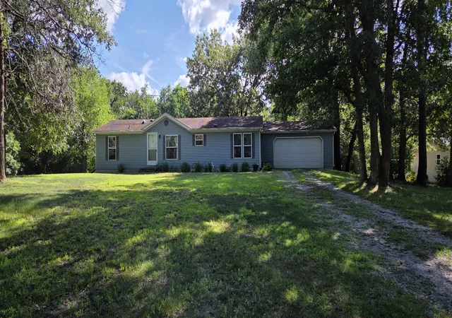 image of 11643 Chateau Ln, De Motte, IN 46310 | MLS# 842892