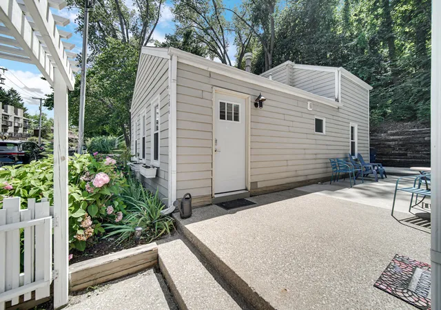 5th image of 206 Lake Ave, Michigan City, IN 46360 | MLS# 842898