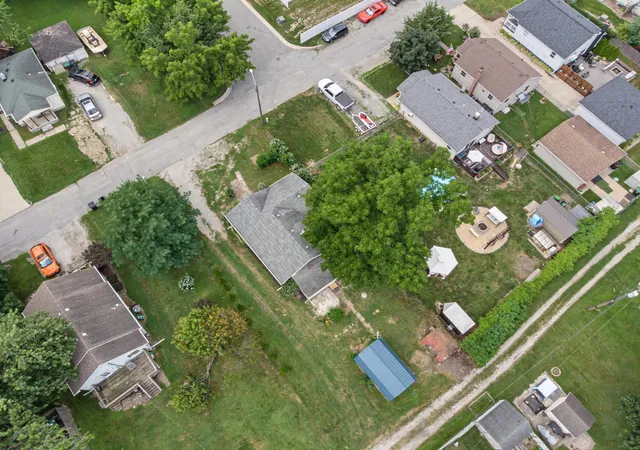 30th image of 921 Fleming St, Hobart, IN 46342 | MLS# 842918