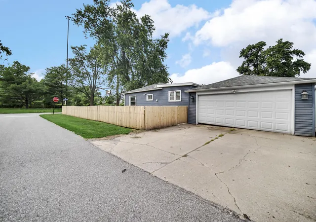 19th image of 3389 Florida St, Lake Station, IN 46405 | MLS# 842915