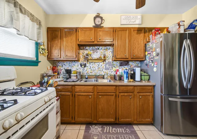 5th image of 3529 Lincoln St, Gary, IN 46408 | MLS# 842923