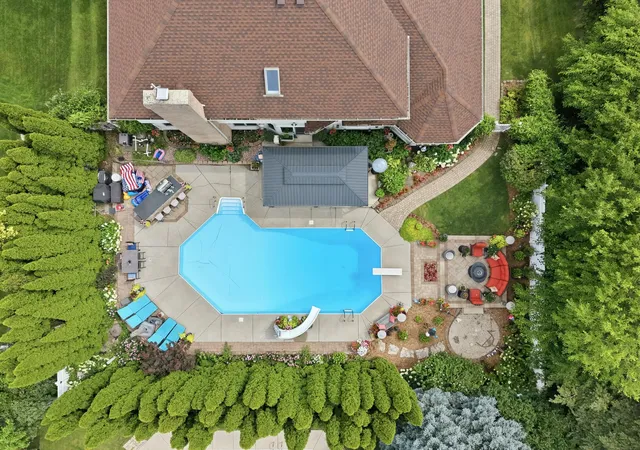 79th image of 1929 Redwood Ln, Munster, IN 46321 | MLS# 842948