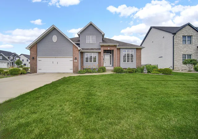 1st image of 310 Cornwall Cir, Munster, IN 46321 | MLS# 842945