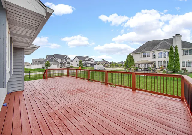 36th image of 310 Cornwall Cir, Munster, IN 46321 | MLS# 842945