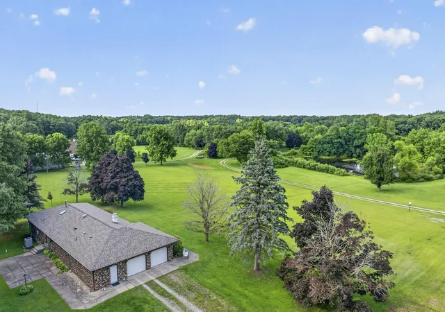 1st image of 200 N 560 W, Valparaiso, IN 46385 | MLS# 843395