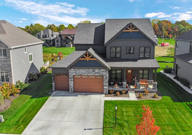 Photo 3 of Single family home for sale at 9551 Fescue Dr, Saint John, IN 46373 | MLS# 842949 | Listing updated on 2026-09-16