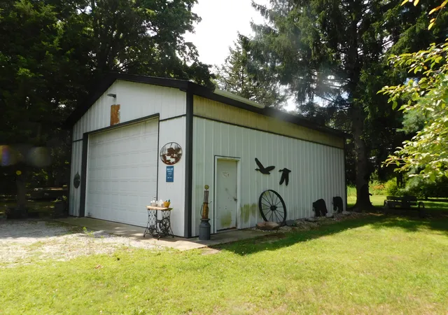 4th image of 505 8Th Ave Nw, De Motte, IN 46310 | MLS# 842950
