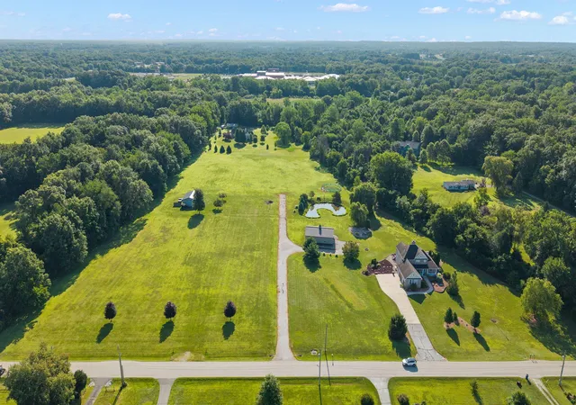 2nd image of 1065 N 50 W, Chesterton, IN 46304 | MLS# 843035