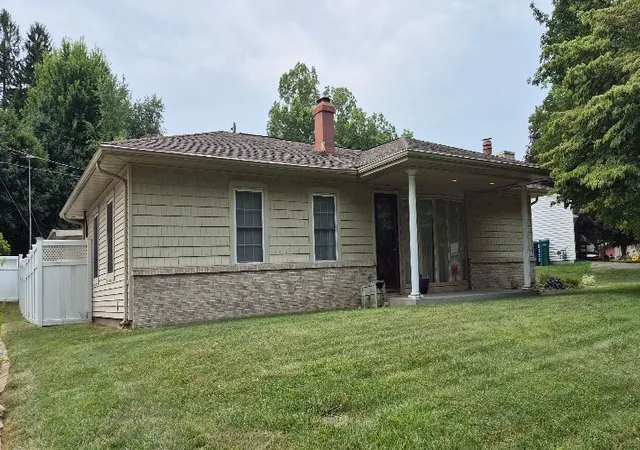 2nd image of 106 W 15th St, La Porte, IN 46350 | MLS# 842975