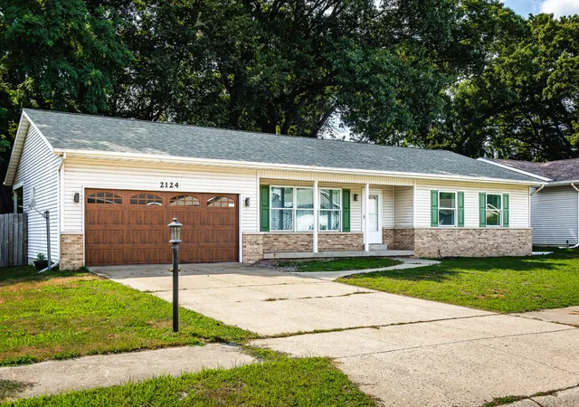 1st image of 2124 Saffron St, Portage, IN 46368 | MLS# 842965