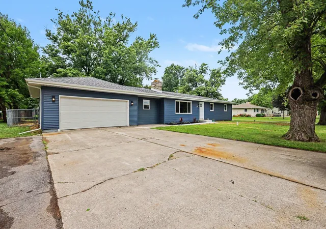 3rd image of 838 N 450 W, Valparaiso, IN 46385 | MLS# 843074