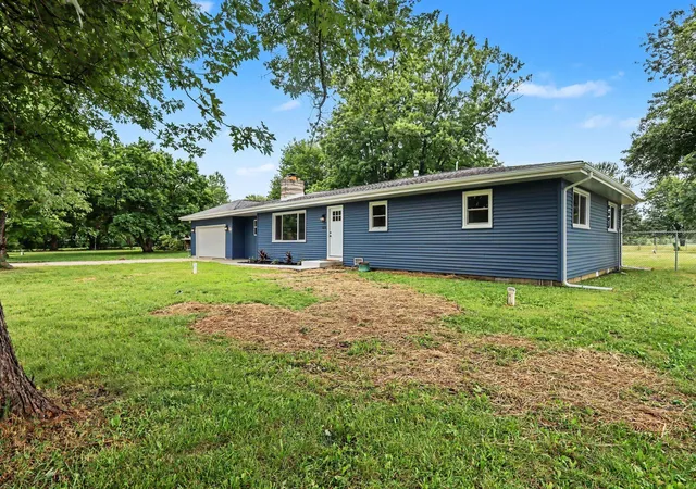 4th image of 838 N 450 W, Valparaiso, IN 46385 | MLS# 843074