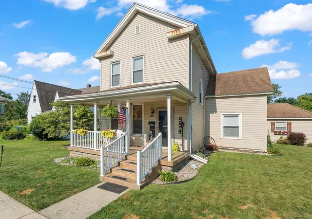 2nd image of 524 N College Ave, Rensselaer, IN 47978 | MLS# 843003