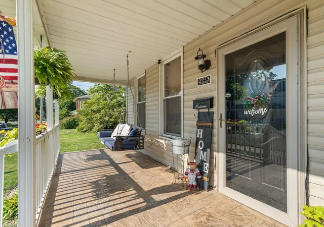 3rd image of 524 N College Ave, Rensselaer, IN 47978 | MLS# 843003