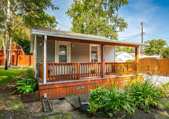 2nd image of 240 N Washington St, Hobart, IN 46342 | MLS# 843007