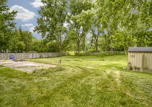 4th image of 425 E Hilltop Ct, Lowell, IN 46356 | MLS# 842984