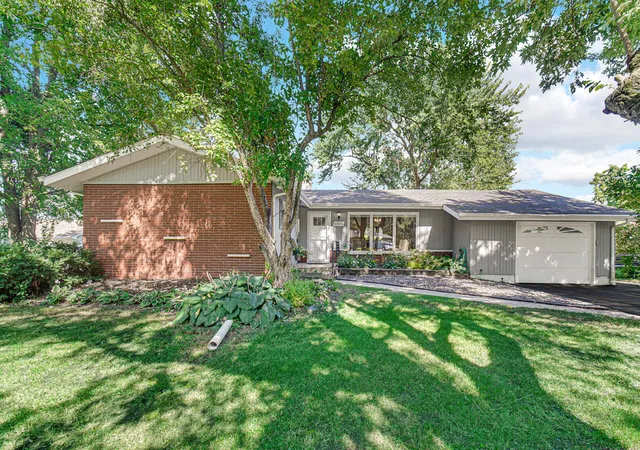 1st image of 8805 Lee St, Crown Point, IN 46307 | MLS# 843021